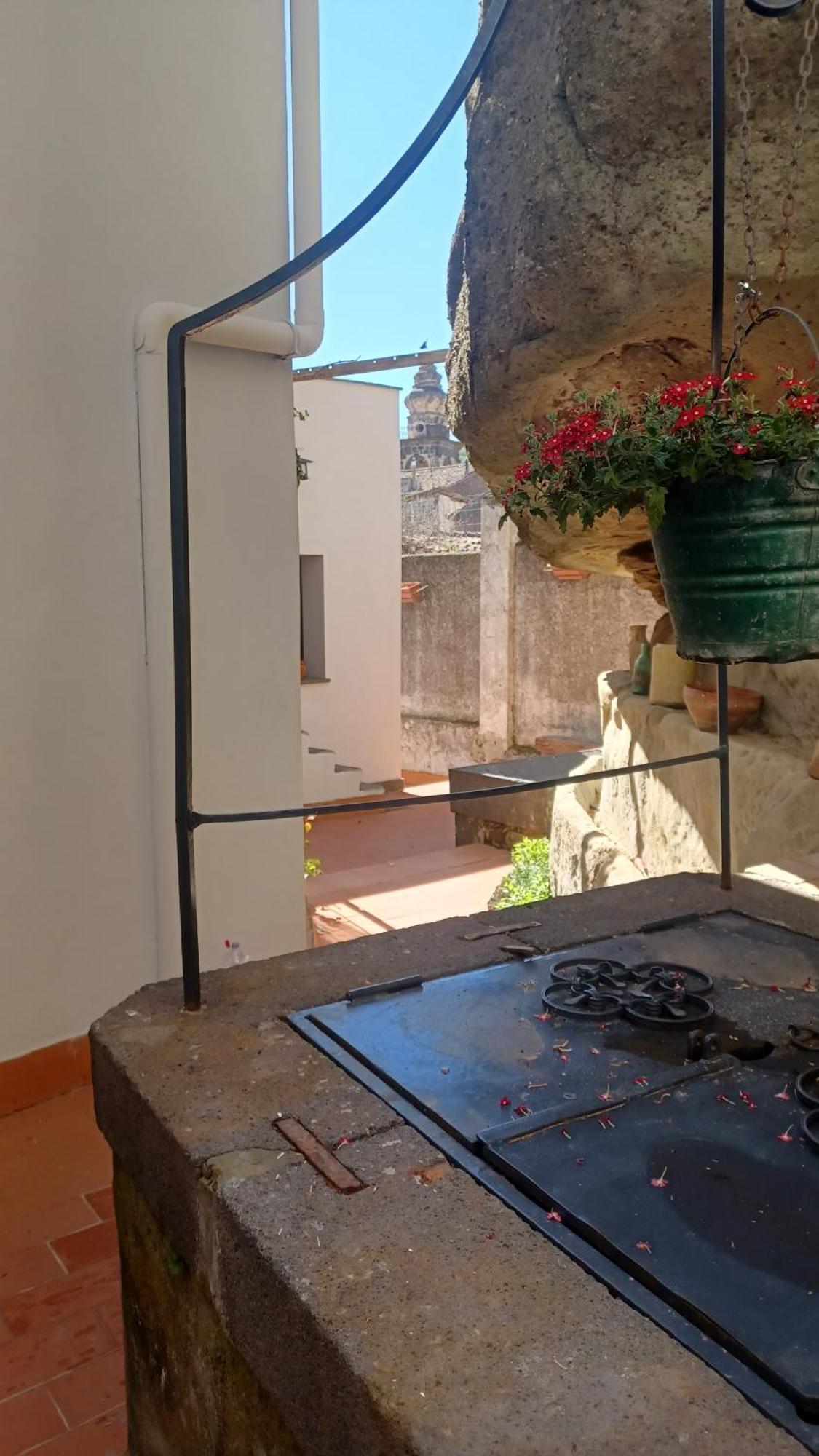 B&B Le Vie Del Borgo Castiglione De Sicilia Εξωτερικό φωτογραφία